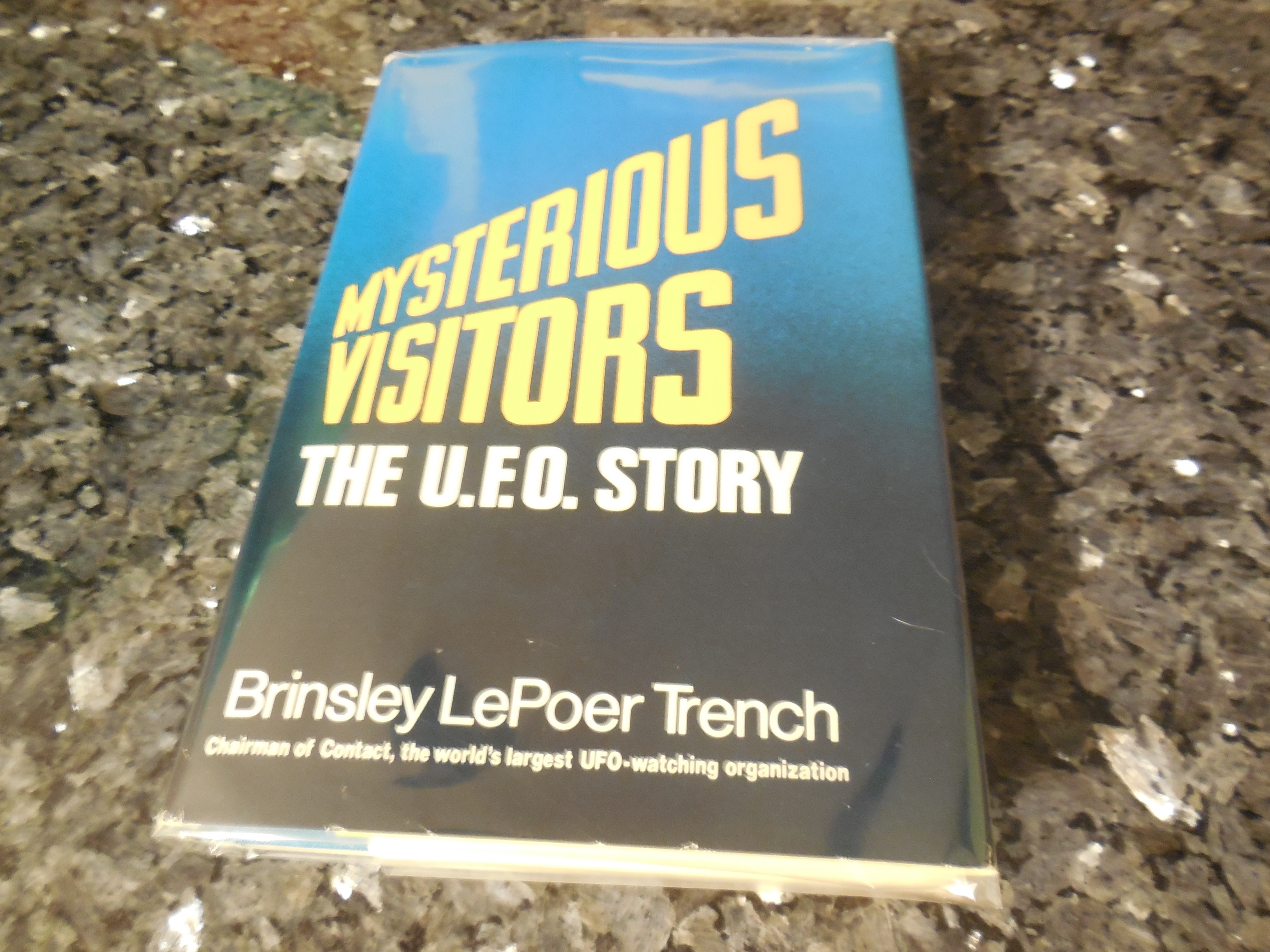 Image for Mysterious Visitors; The UFO Story.