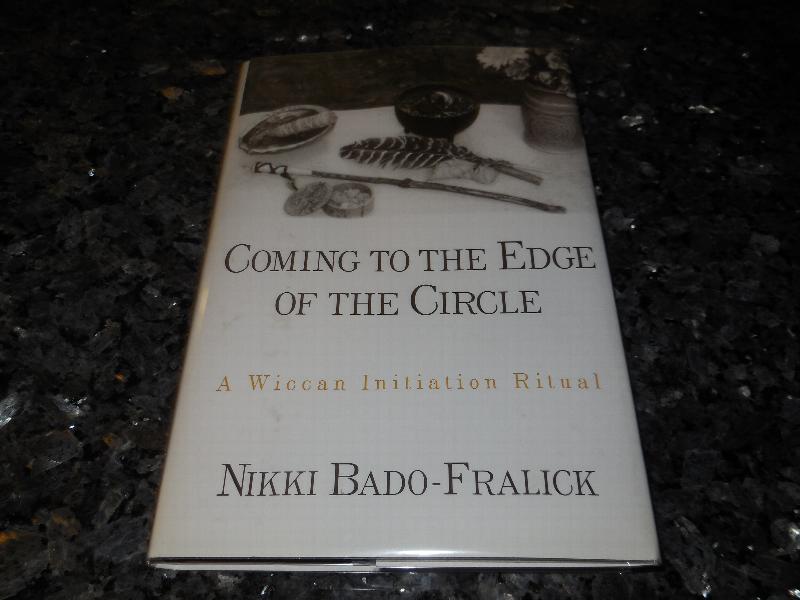 Image for Coming to the Edge of the Circle: A Wiccan Initiation Ritual (AAR Academy Series)
