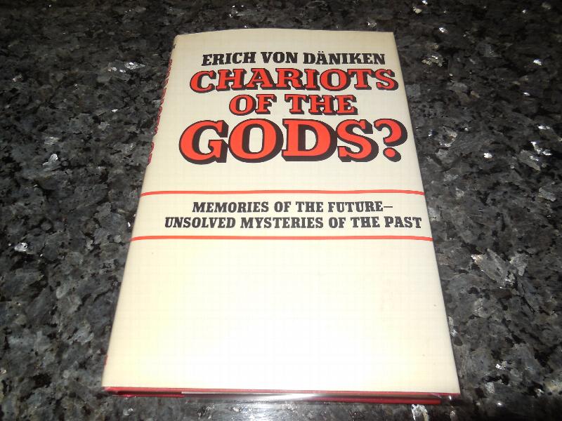 Image for Chariots of the Gods? Unsolved Mysteries of the Past