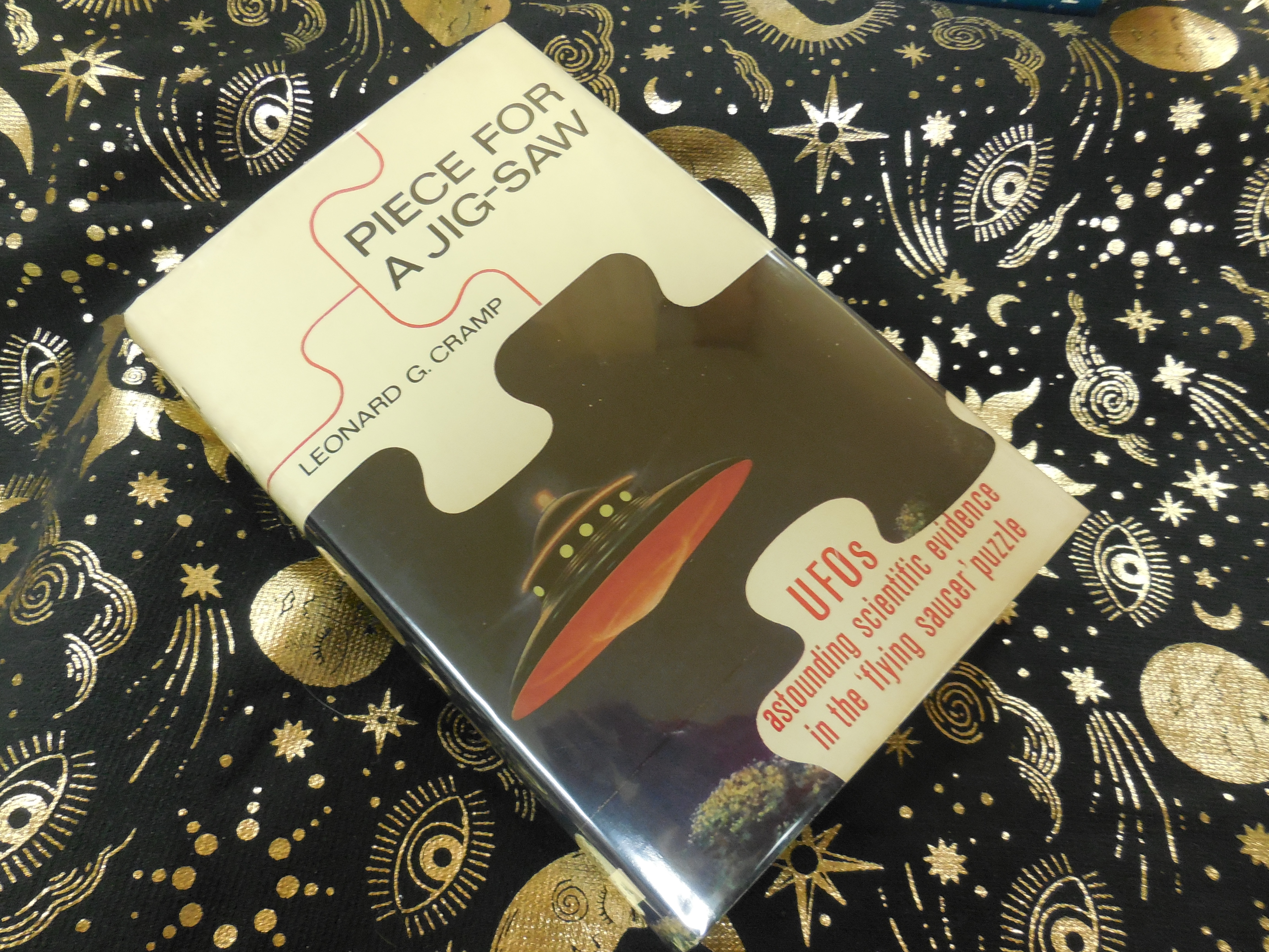 A Piece for a Jig-Saw: UFOs Astounding Evidence in the 'Flying Saucer ...