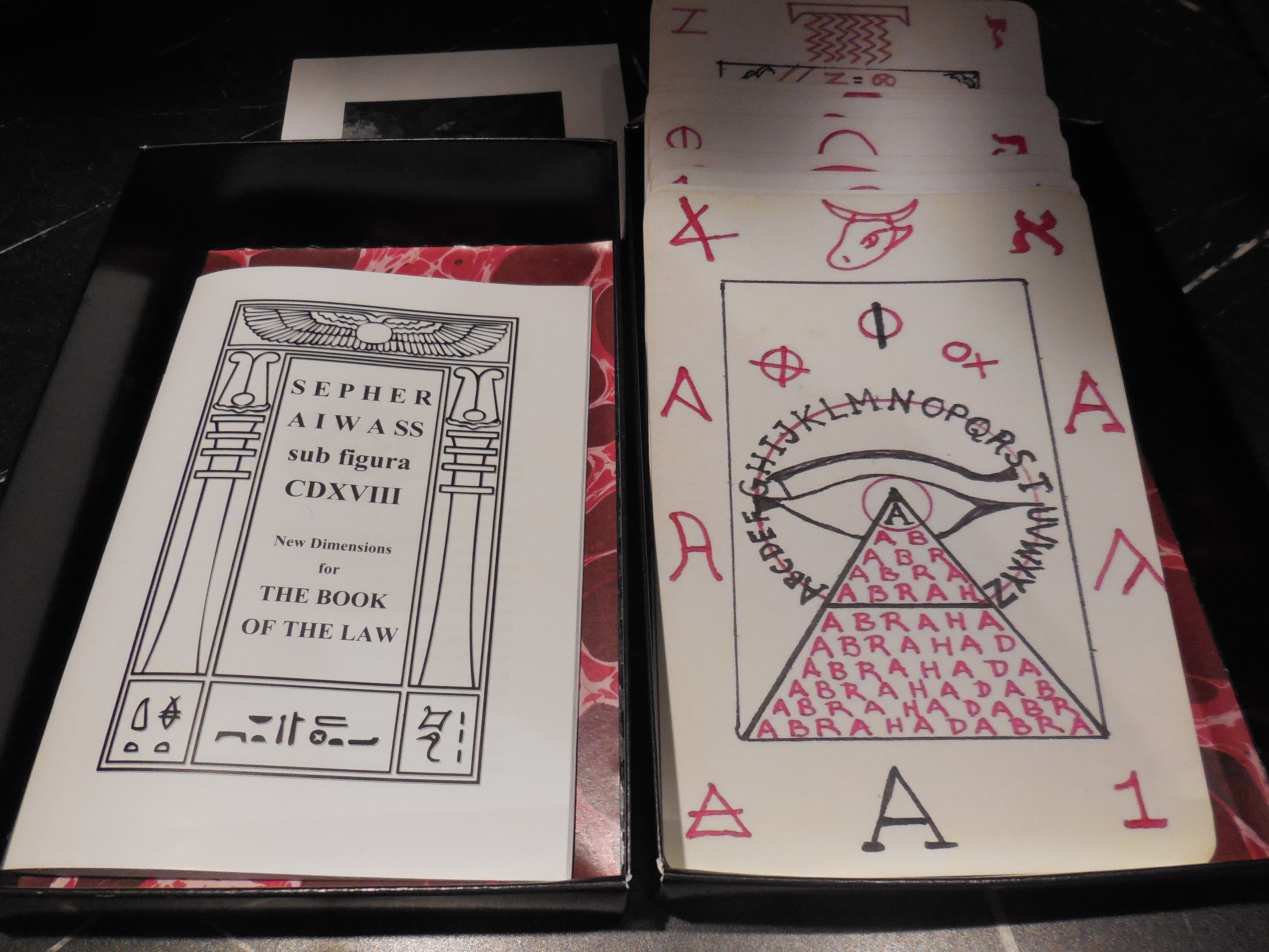 Sepher Aiwass sub figura CDXVIII - New Dimensions for the Book of the Law (Deck)