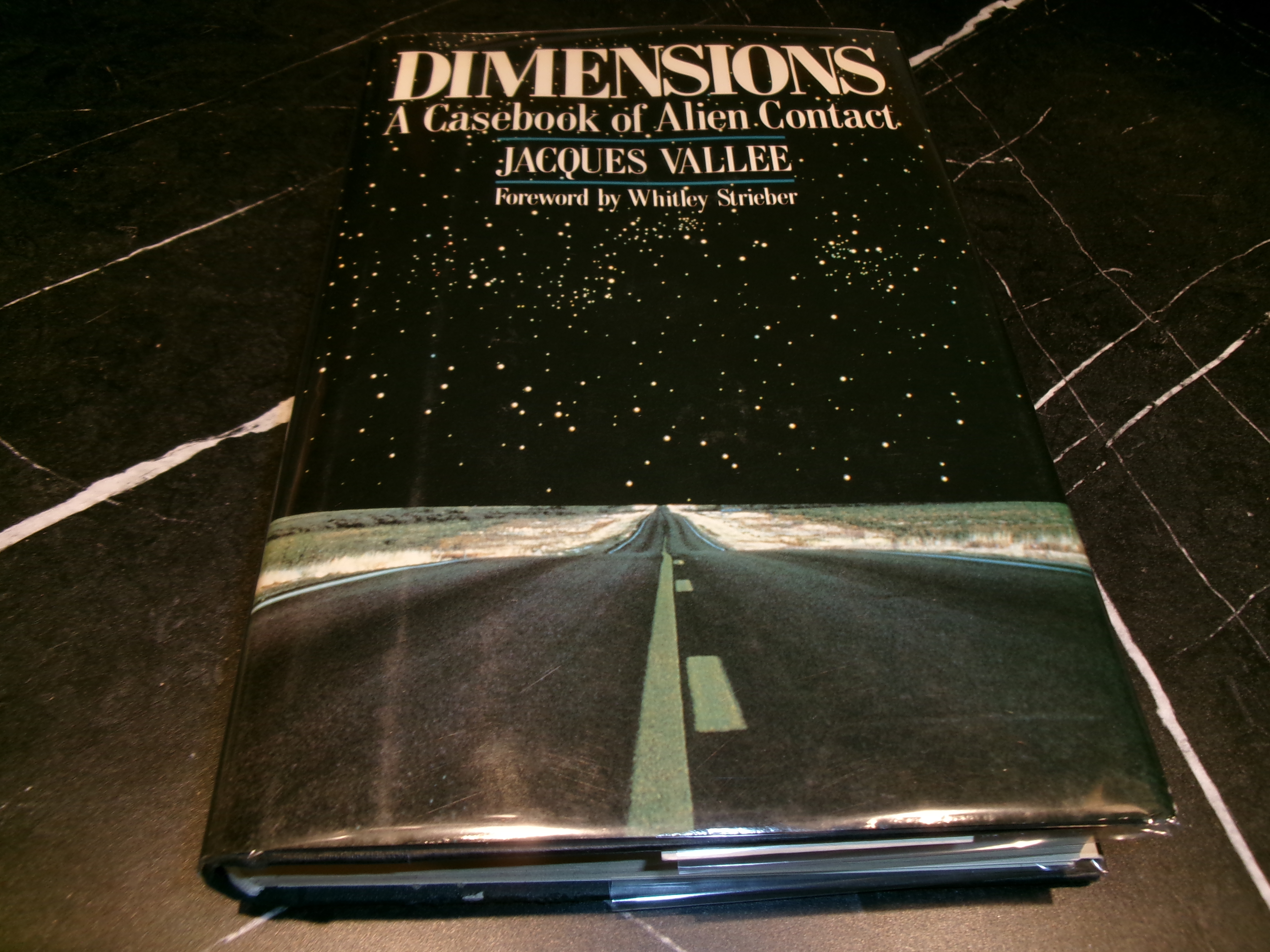 Dimensions: A Casebook of Alien Contact