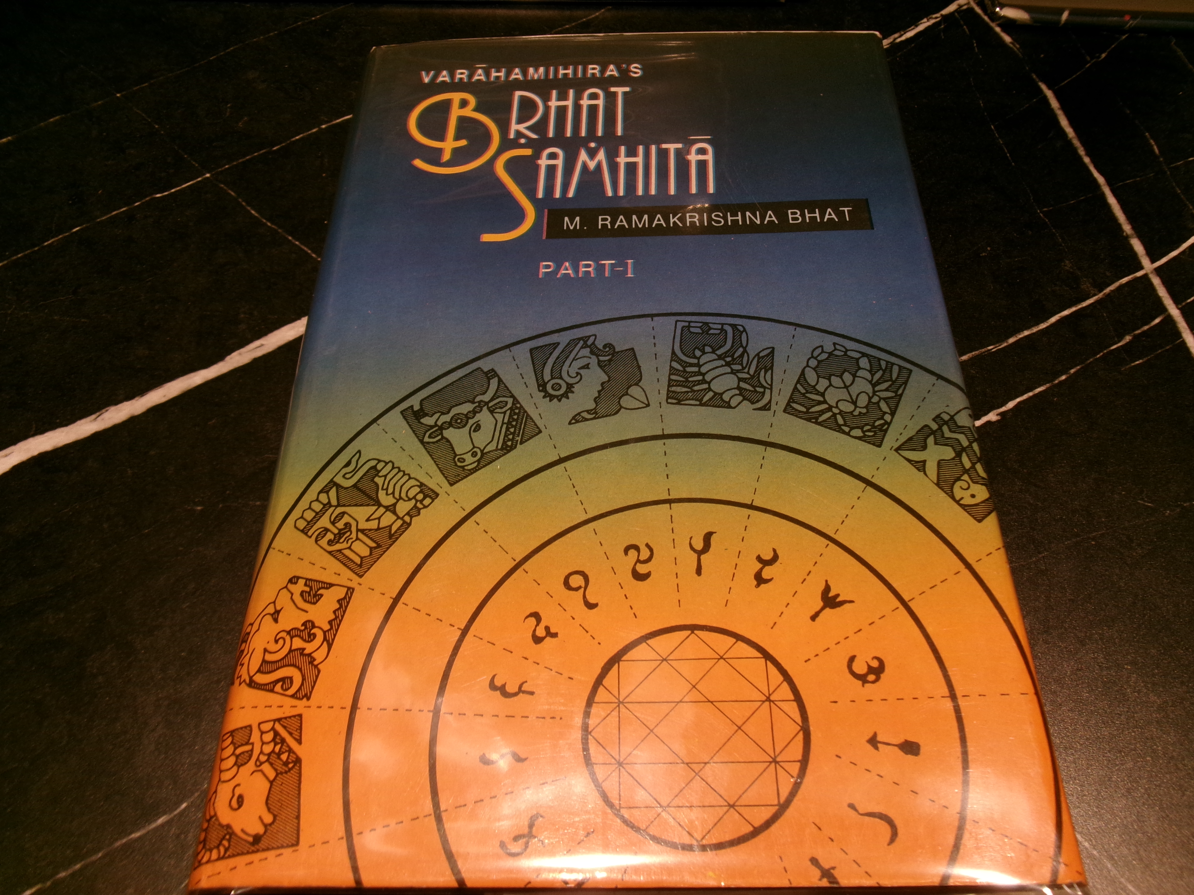 Brhat Samhita of Varahamihira ( Vol. 1): with english translation, exhaustive notes and literary comments