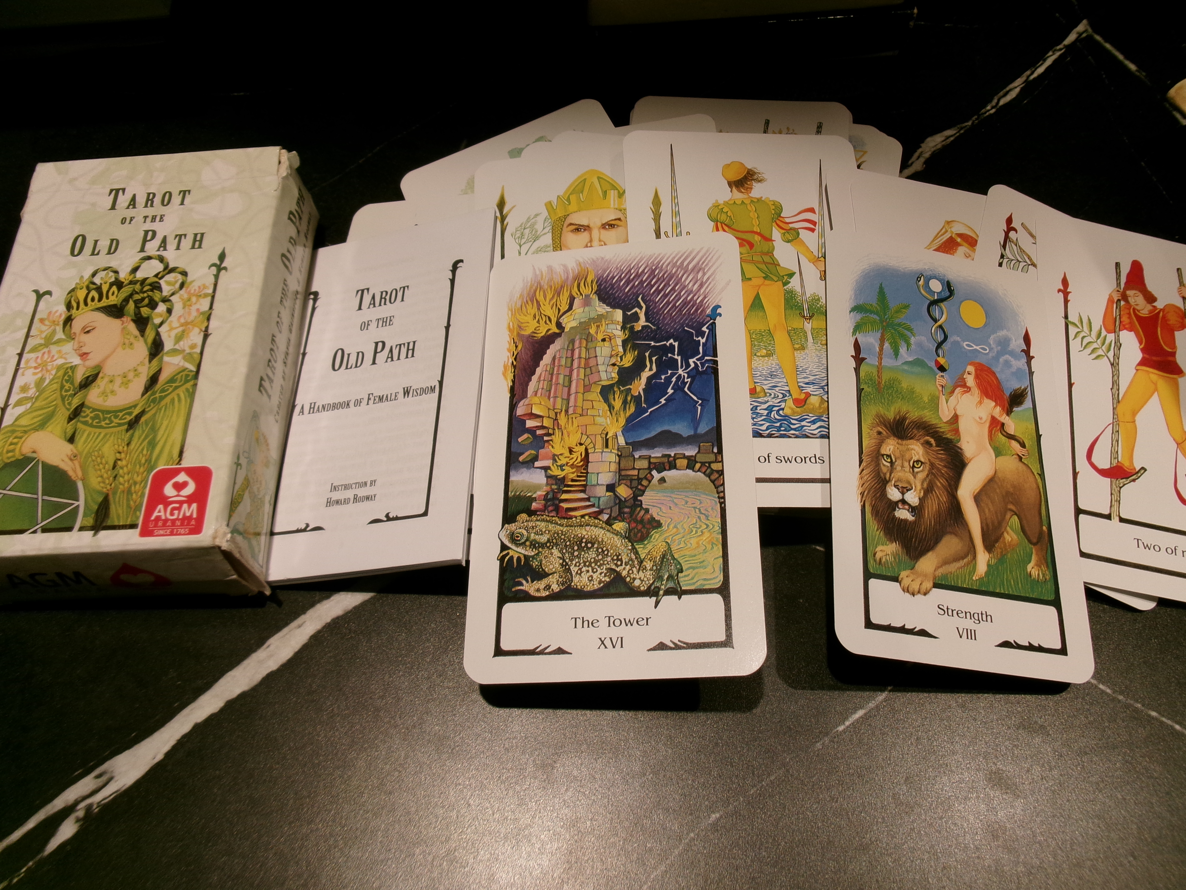 Tarot of the Old Path: English Edition - GB (Tarots Anglais)